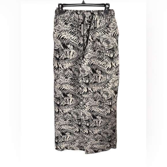 Elegant Black and White Patterned pants - Picture 1 of 2